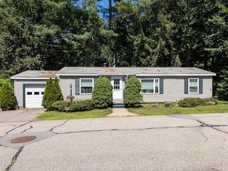 8 Lilac Ln, Belmont, NH 03220