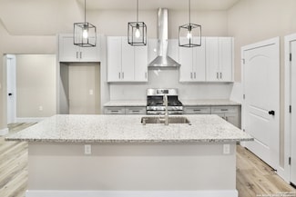 858 Steves Ave, San Antonio, TX 78210