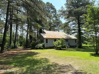 5369 Dilda Church Rd, Fountain, NC 27829