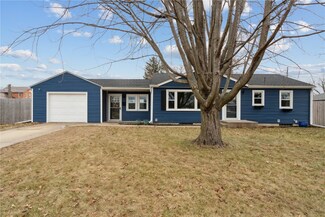 991 30th St, Marion, IA 52302
