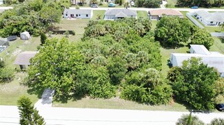 18311 Van Nuys Cir, Port Charlotte, FL 33948