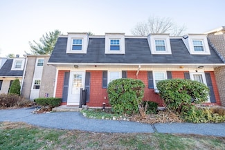 15 Cannongate Rd Unit 44, Tyngsboro, MA 01879