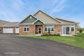 13 Briden Ln Unit 13, Sycamore, IL 60178