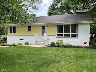 3252 Stanley Rd, Fairlawn, OH 44333