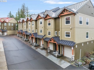 87916 E Alpenglow Ln, Government Camp, OR 97028