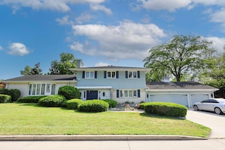 1040 Somerset Ln, Fort Wayne, IN 46805