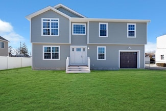 N/C Carroll Ave, Ronkonkoma, NY 11779