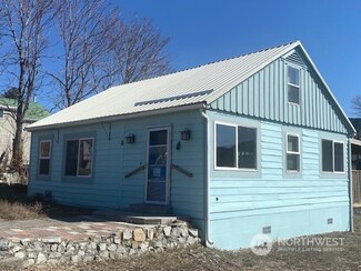 2 Grand Ave E, Electric City, WA 99123