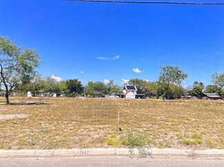 2802 Mehran Dr, Mission, TX 78572