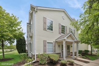 815 Silverstone Dr Unit 815, Carpentersville, IL 60110