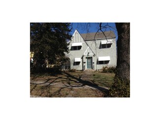 50 E 53rd Terrace, Kansas City, MO 64112