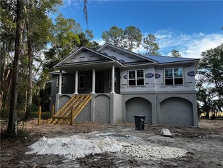 1116 Mission Dr SE, Darien, GA 31305
