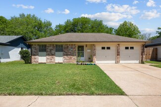 10107 Belfast Rd, La Porte, TX 77571