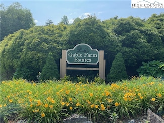 14 Gable Farm Rd, Boone, NC 28607