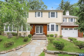 278 Maple St, Haworth, NJ 07641