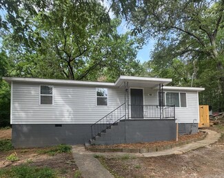 461 Walnut St, Hot Springs National Park, AR 71901