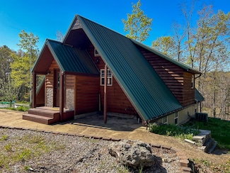 840 State Route 137, Willow Springs, MO 65793