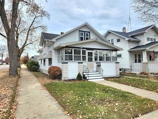 3824 Lindermann Ave, Racine, WI 53405