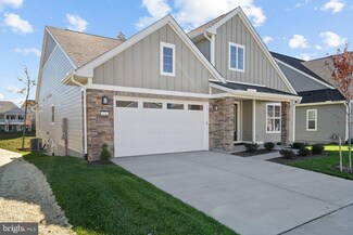 121 Nandina Place, Lake Frederick, VA 22630