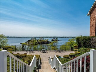 23 Bullocks Point Ave Unit 2/4C, Riverside, RI 02915