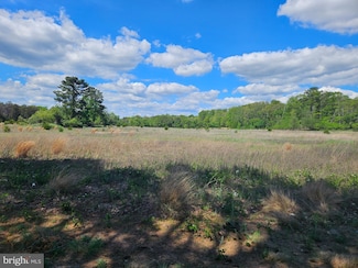 1252 W Oak Rd, Vineland, NJ 08360