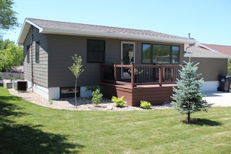 345 W 6th St, Winner, SD 57580