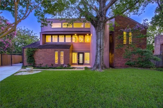 11607 Elm Estates Dr, Houston, TX 77077