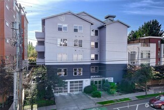 3271 SW Avalon Way Unit 204, Seattle, WA 98126