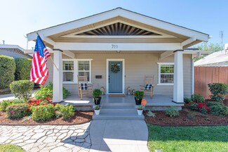711 W Myrtle Ave, Visalia, CA 93277
