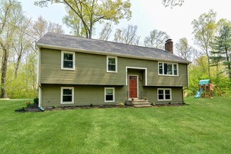 854 Summer St, Franklin, MA 02038