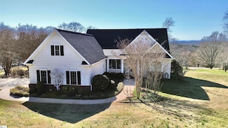 119 Mountain View Dr, Pickens, SC 29671