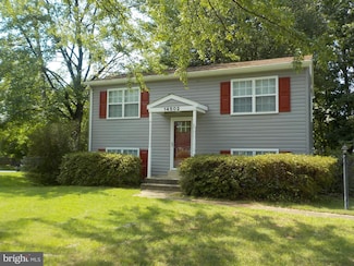 14502 Silverdale Dr, Woodbridge, VA 22193