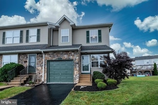 1240 Pin Oak Dr, Perkiomenville, PA 18074