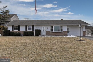 94 W Jackson Ave, Myerstown, PA 17067