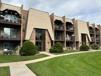 7314 Blackstone Ave Unit 30, Justice, IL 60458