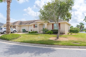 2 N Bay Hill Dr, Laguna Vista, TX 78578