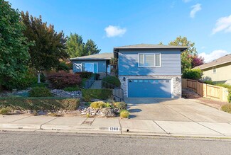 1260 Marcus Way, Grants Pass, OR 97527
