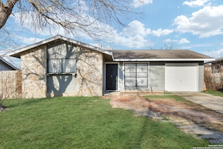 8515 Standing Rock St, San Antonio, TX 78242