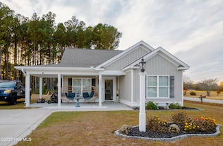 6820 Dunridge Ln, Sims, NC 27880