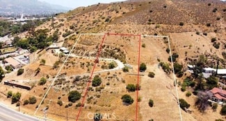 10130 Sunland Blvd, Sunland, CA 91040
