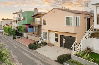 453 28th St, Manhattan Beach, CA 90266