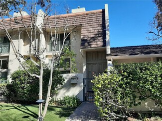 22245 1/2 Erwin St, Los Angeles, CA 91367