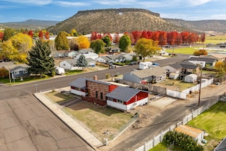 958 SE 7th St, Prineville, OR 97754