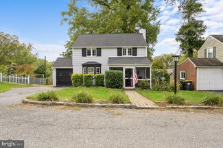 3 Crestwood Place, Wilmington, DE 19809