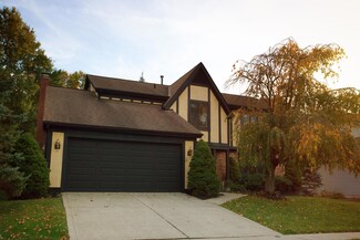 5571 Blue Sky Ct, Westerville, OH 43081