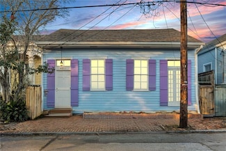 4011 Laurel St, New Orleans, LA 70115