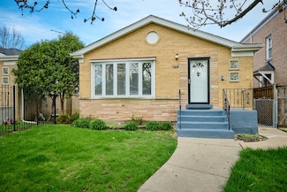 6161 N Kildare Ave, Chicago, IL 60646