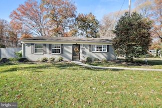 15709 Maple Dr, Accokeek, MD 20607
