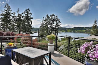 5908 Ward Ln, Langley, WA 98260