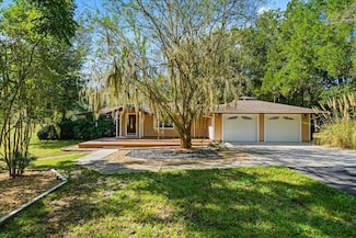 22063 Lake Lindsey Rd, Brooksville, FL 34601